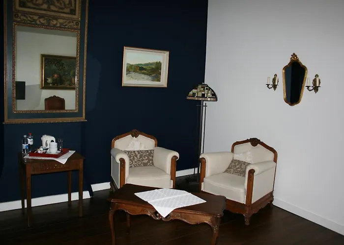 Chateau De Bonne Esperance 3* Huy